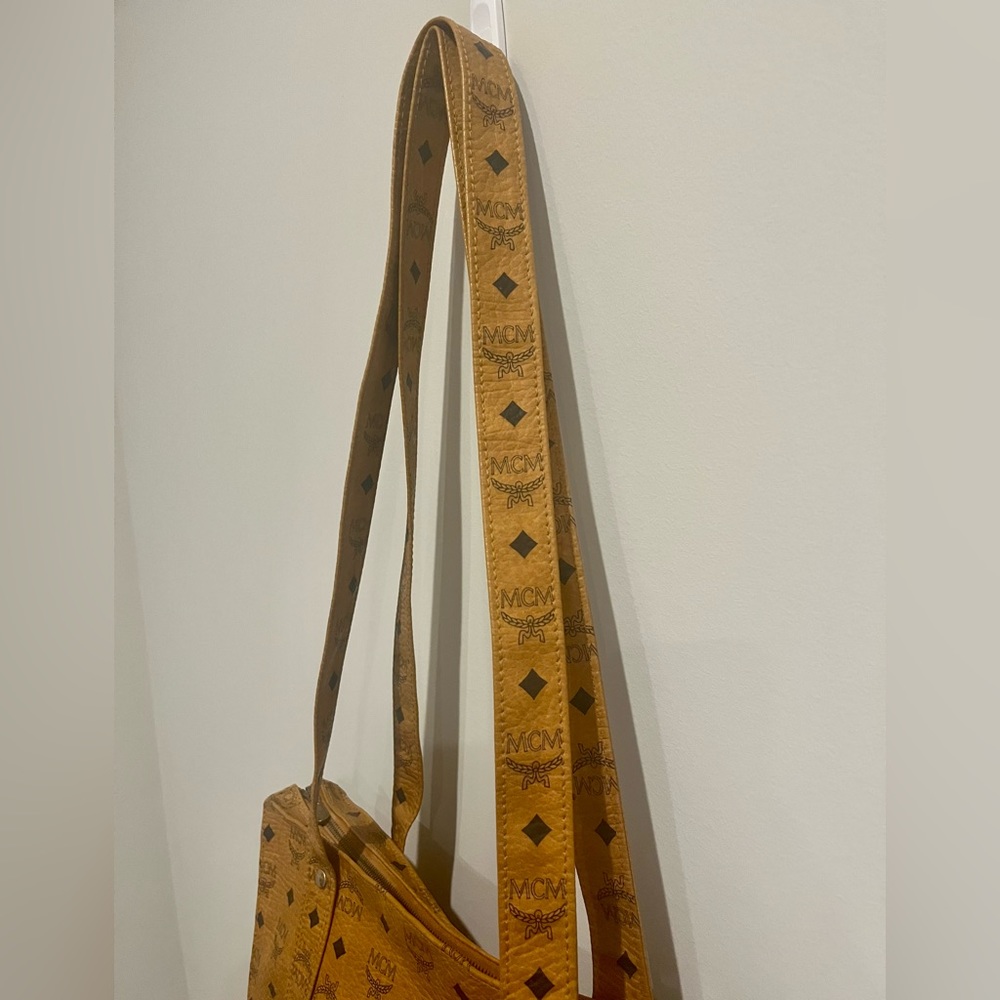 Authentic MCM Visetos Leather Bag - Picture 4 of 10